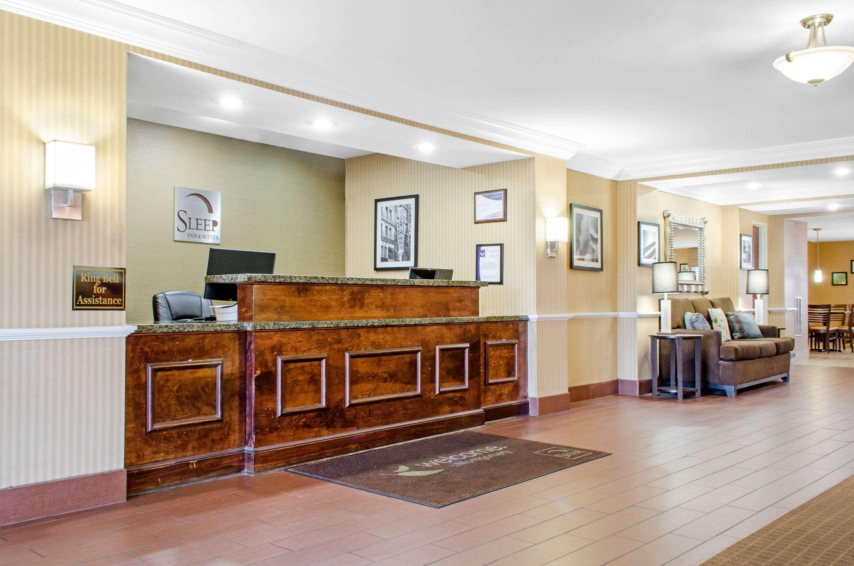 Sleep Inn & Suites East Chase Монтгомери Экстерьер фото