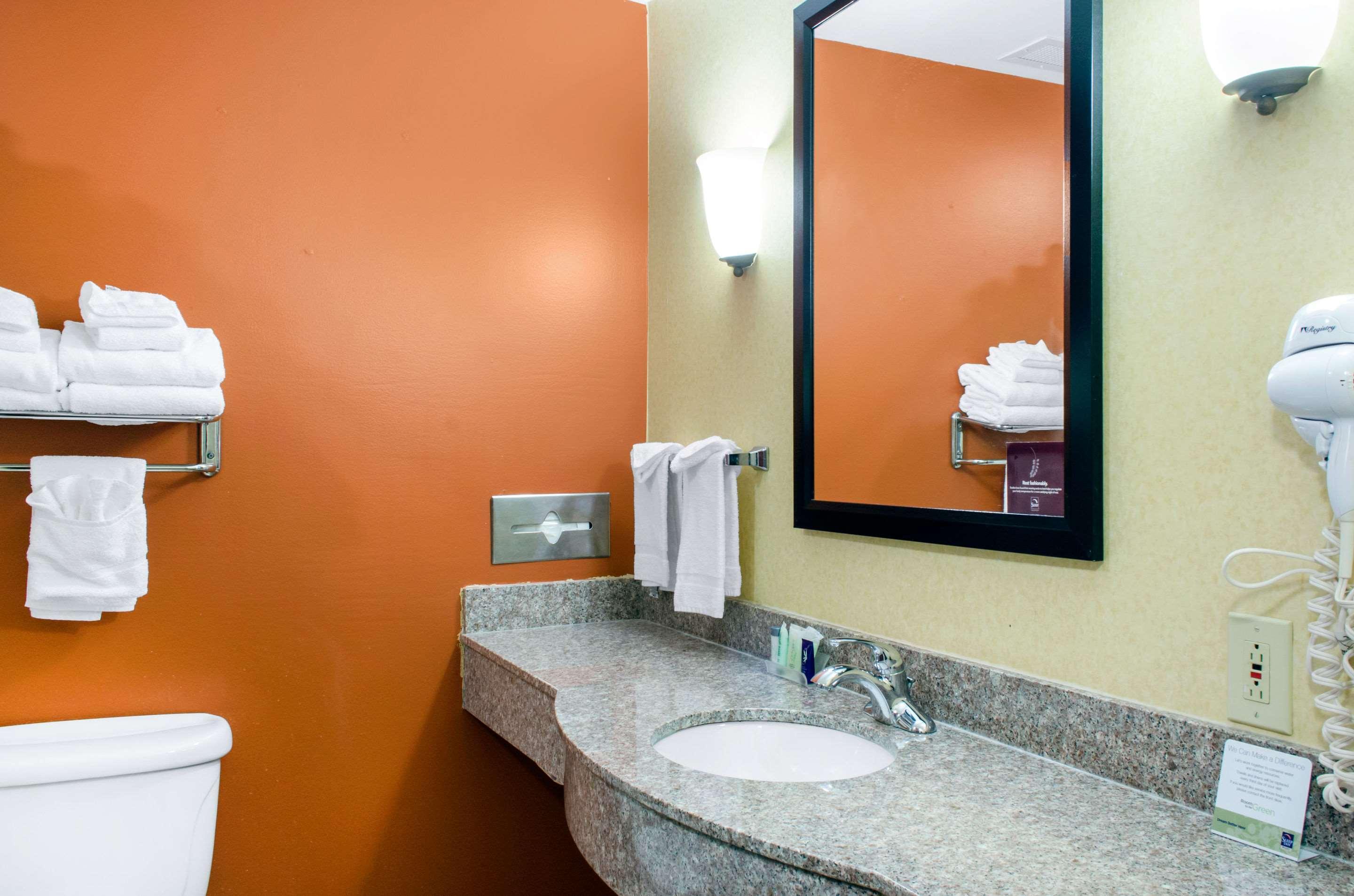 Sleep Inn & Suites East Chase Монтгомери Экстерьер фото