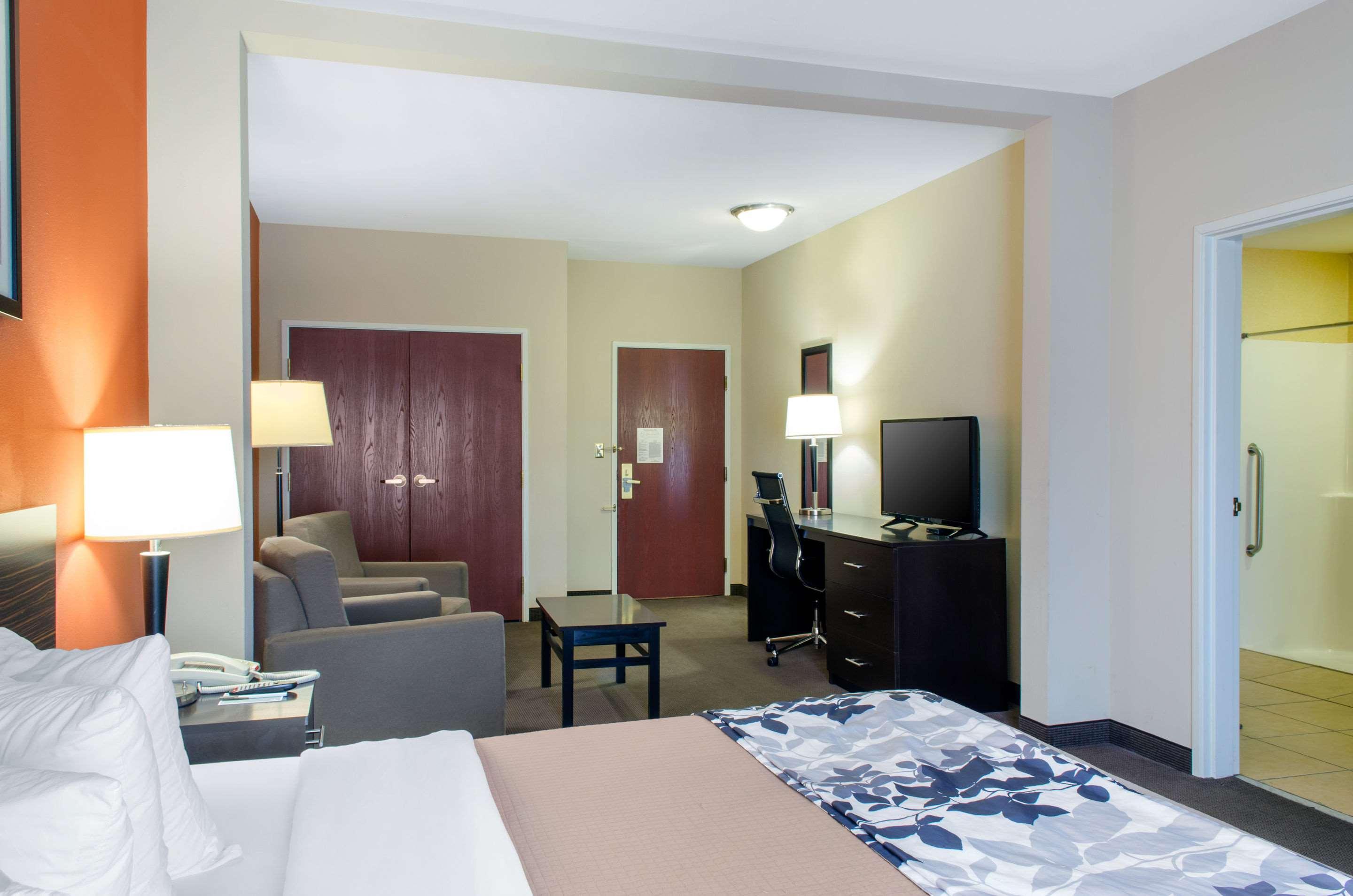 Sleep Inn & Suites East Chase Монтгомери Экстерьер фото