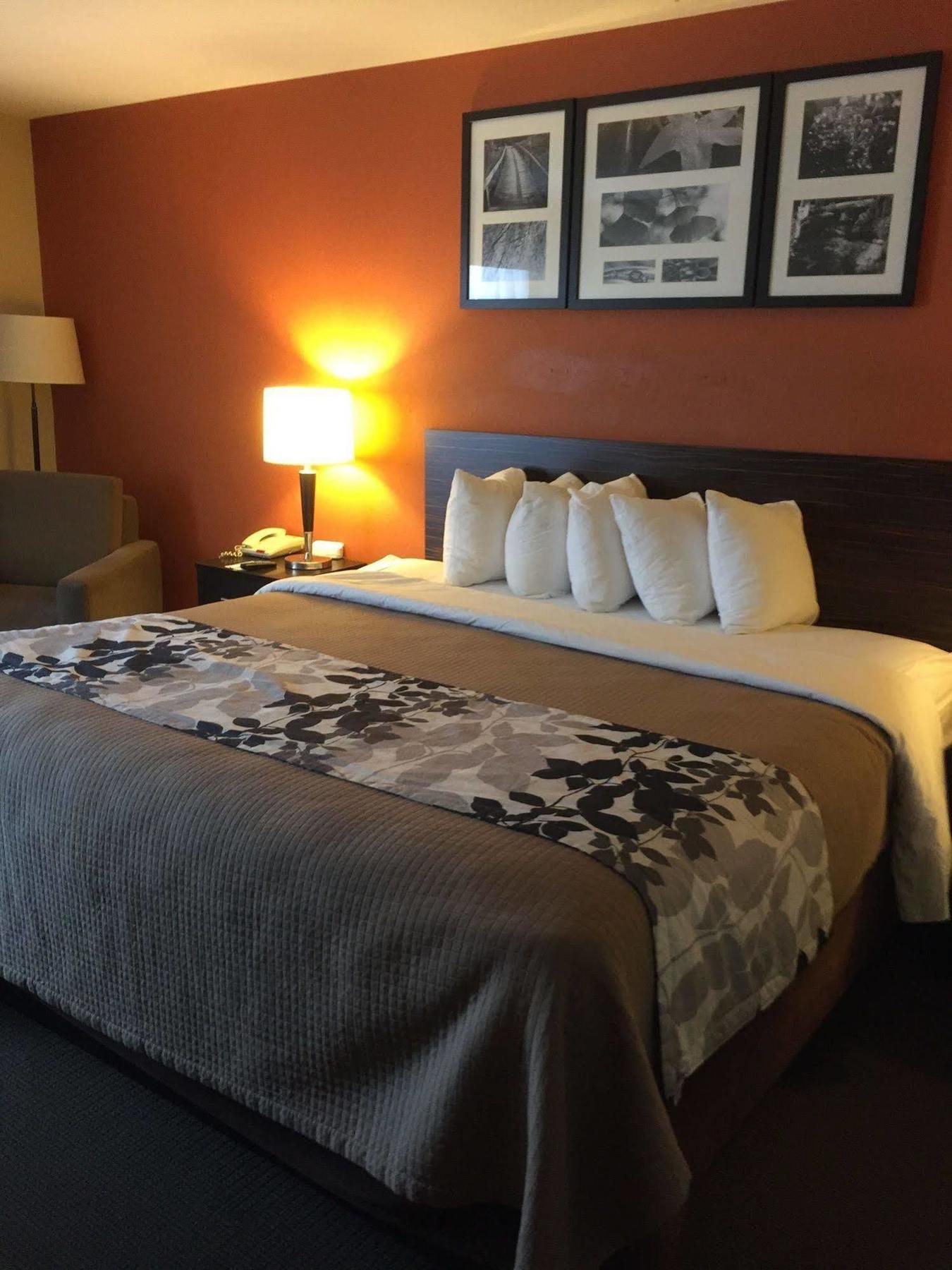 Sleep Inn & Suites East Chase Монтгомери Экстерьер фото