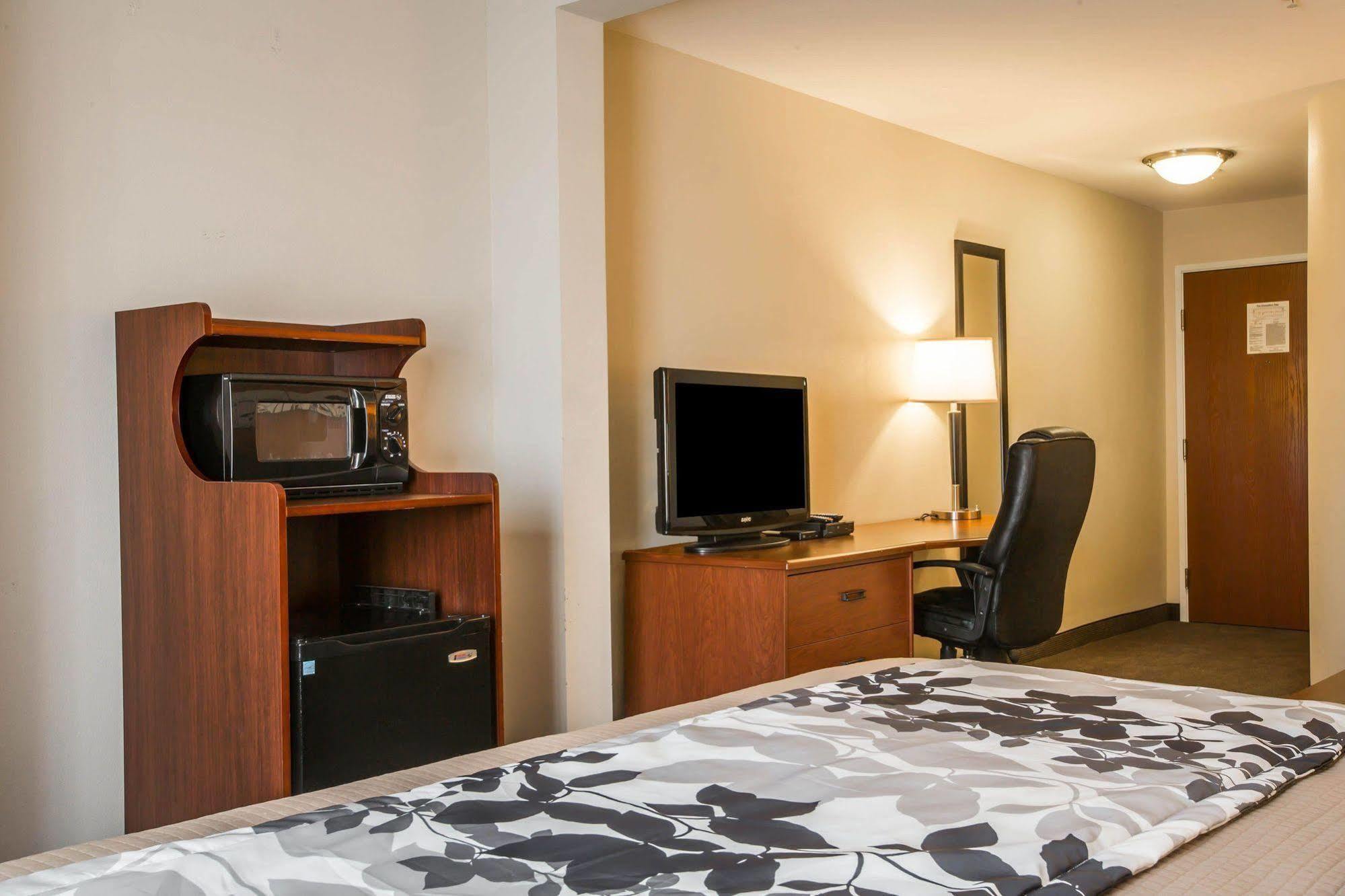 Sleep Inn & Suites East Chase Монтгомери Экстерьер фото